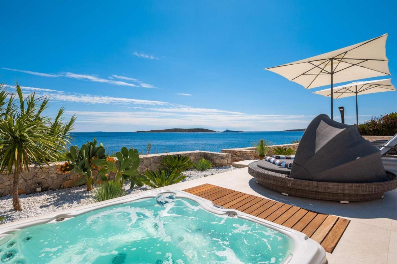 Villa Carisma Island วิส ภายนอก รูปภาพ