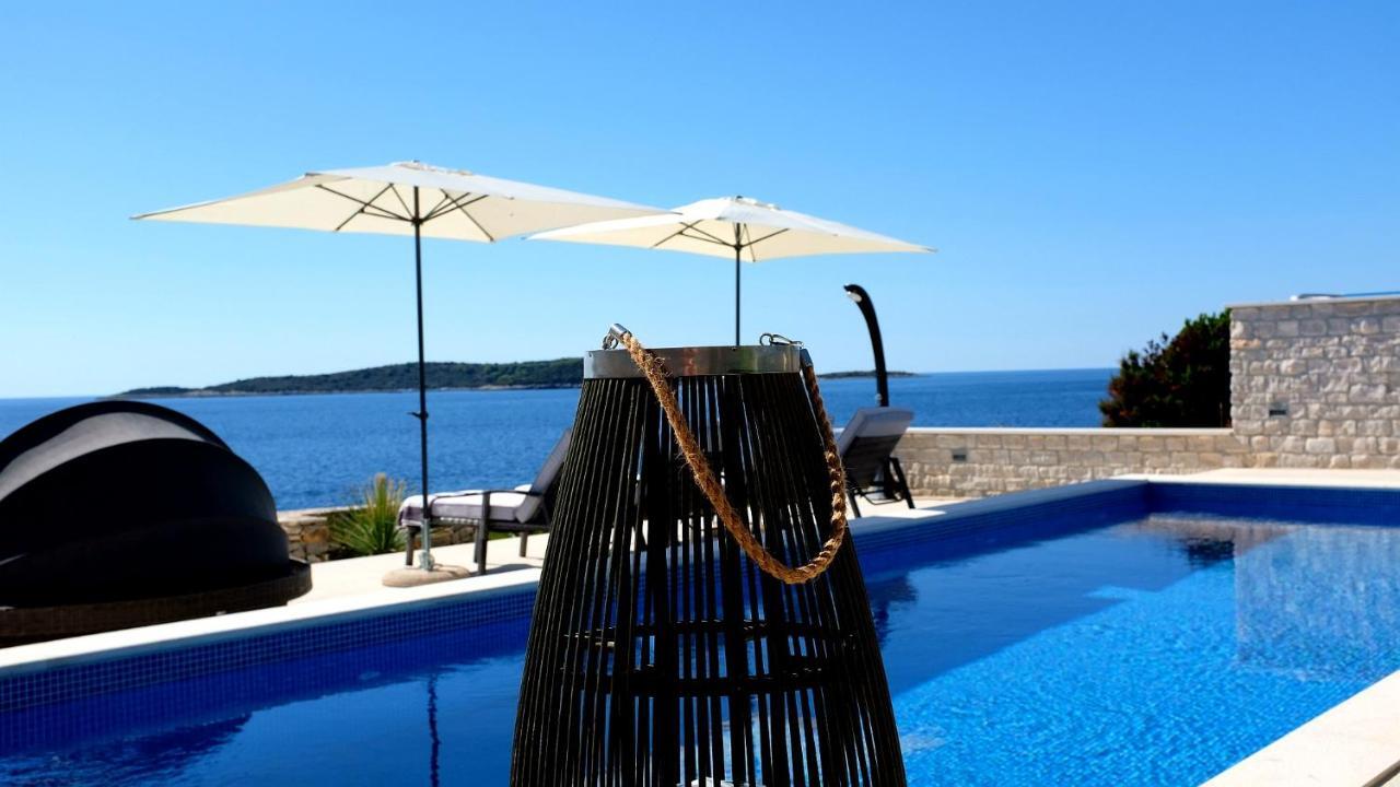 Villa Carisma Island วิส ภายนอก รูปภาพ